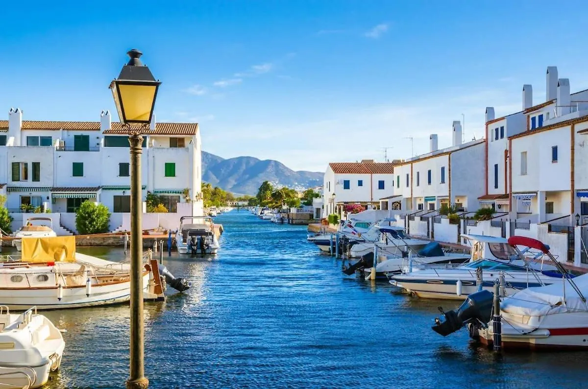 Prime Holiday Apartment Empuriabrava